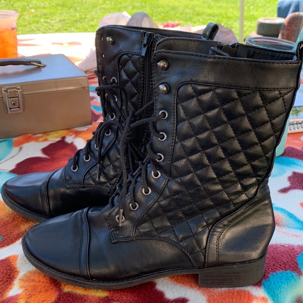 Used Black “Combat” style boots